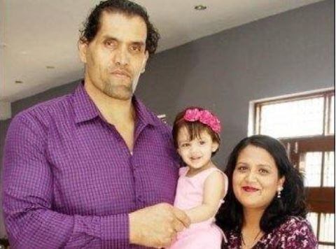 Harminder Kaur with her husband, The Great Khali and daughter, Avleen Rana